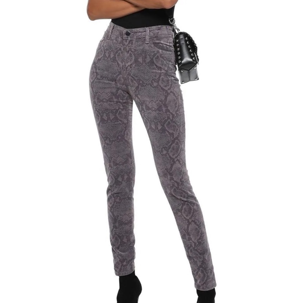 J Brand Snakeskin jeans. Size 23